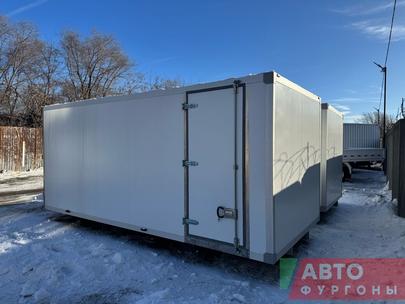 Изготовление фургонов с боковой дверью